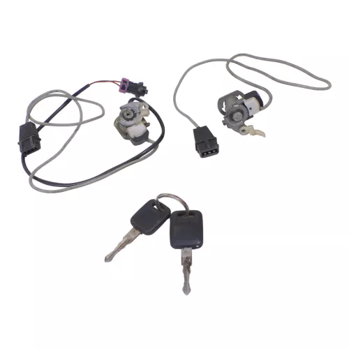 Audi A4 B5 Schloßsystem 2x Türschloß mit 2x Schlüssel Schloß Tür (181156)