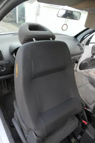 Arosa Lupo Sitz vorne links Fahrersitz Höhenverstellung (181286)