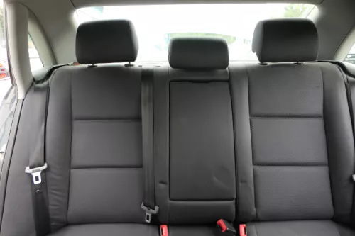 Audi A4 B6 B7 8E Limousine Sitz Rückbank hinten schwarz umklappbar mit 3x Kopfst (181408)