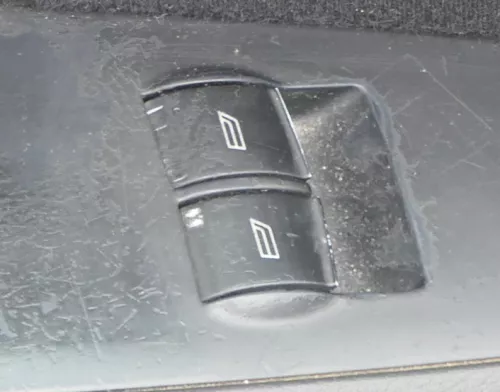 Audi A2 8Z ektrischer Fensterheber Schalter vorne links 8Z0959851C 2-Fach Tür 