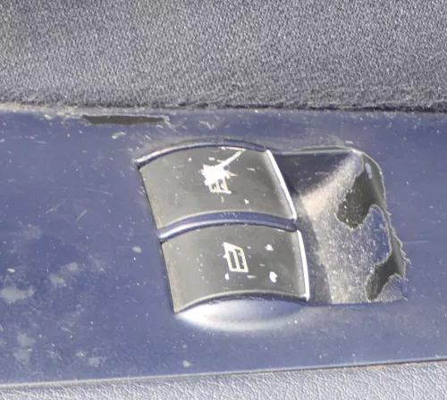 Audi A2 8Z ektrischer Fensterheber Schalter vorne links 8Z0959851C 2-Fach Tür 