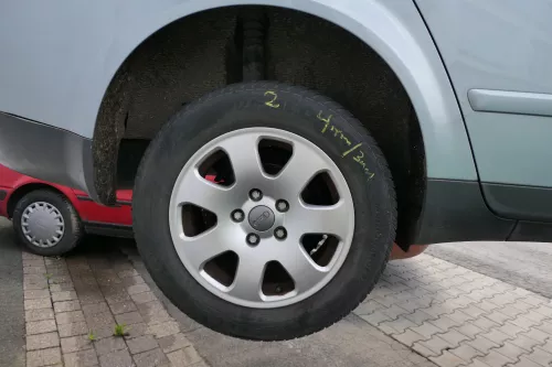 1x Aud A4 8E B6 B7 A6 4F Alufelge 8E0601025 7j x15 ET39 Ersatzrad Speedline   2