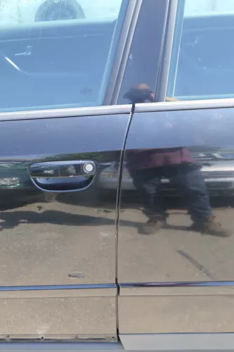 A4 B6 8E Türblatt Tür hinten links schwarz LY9B (181514)