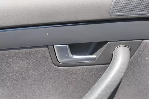 1x A4 8E B6 Türverkleidung Verkleidung Tür hinten links soul schwarz (181524)