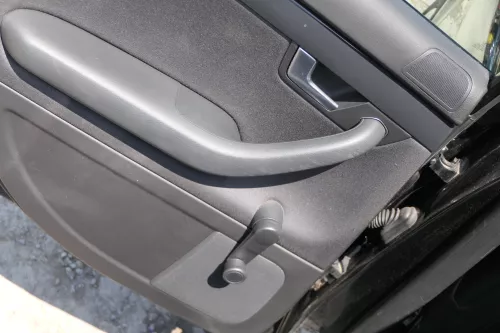 1x A4 8E B6 Türverkleidung Verkleidung Tür hinten links soul schwarz (181524)