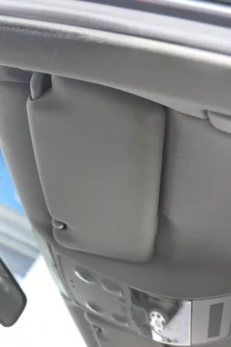 Audi A4 8E B6 Sonnenblenden Sonnenblende vorne links 8E0857551P silber (181567)