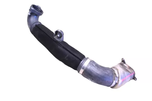 VW Touran Passsat Golf Ladeluftschlauch Schlauch Rohr 04L145762CB 2,0 TDI