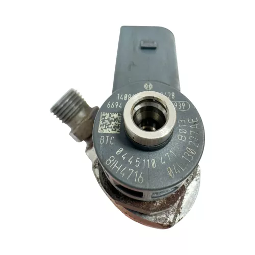 1x VW Golf 7 Caddy Fabia Einspritzdüse Düse 04L130277AD 2,0 TDI DFCA (181786)