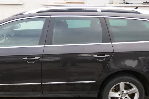 VW Passat 3C Kombi Variant Tür hinten links braun LC8Z -OHNE Anbauteile