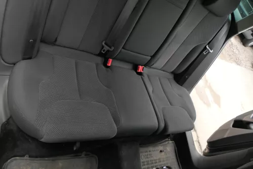 VW Passat 3C Kombi Avant Variant Sitz Rückbank Rücksitzbank Sitze Ski durchreich (181898)