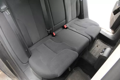 VW Passat 3C Kombi Avant Variant Sitz Rückbank Rücksitzbank Sitze Ski durchreich (181898)