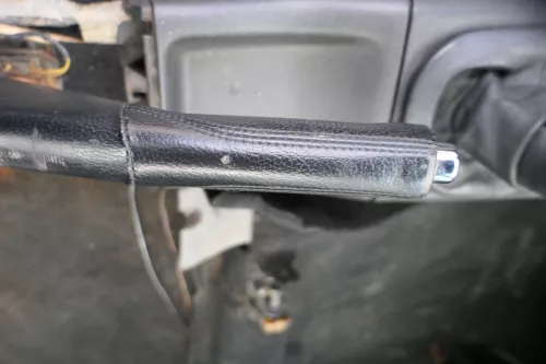 VW Golf 3 / 4 Cabrio 1E Handbremse Feststellbremse Leder schwarz (182088)