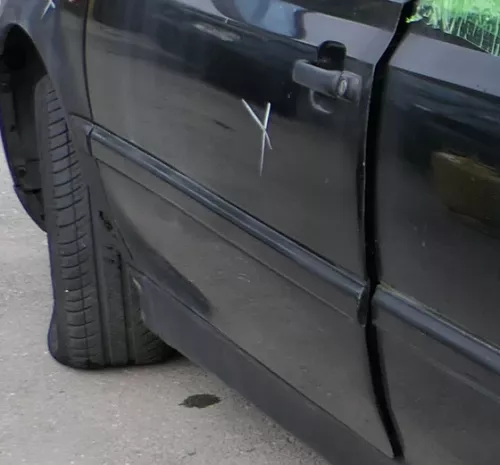 Golf 3 1E Cabrio Leiste Zierleiste Seite vorne links 2/3-Türer schwarz an Tür-la