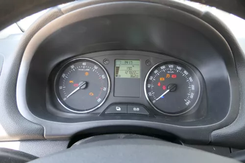 Skoda Fabia Roomster Tacho Tachometer Kombiinstrument 127.000km 5J0920810E Benzi