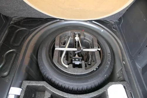 Polo 9N3 6R Ersatzrad Ersatzreifen195/55 R15 (Notrad Notreifen) + Wagenheber