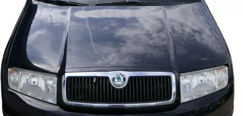 Skoda Fabia 6Y Motorhaube Klappe vorne schwarz LF9R mit Grill vorn