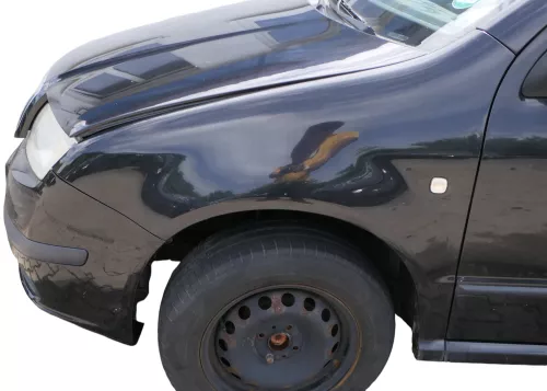 Skoda Fabia 6Y Kotflügel vorne link schwarz LF9R auch Kombi