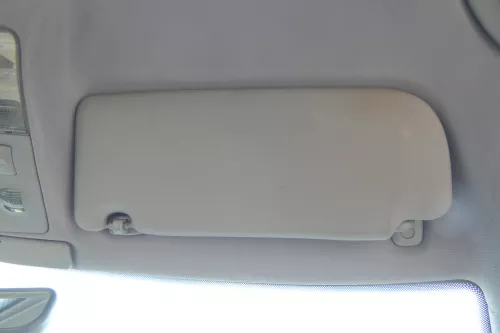 Audi A3 8L Sonnenblende vorne rechts platin grau 8D0857552H 86K (182349)