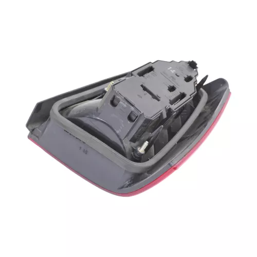 Golf 3 Variant Kombi Rücklicht hinten links Rückleuchte Lampenträge original ora (182421)