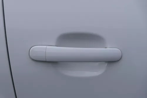 Ibiza 6J Tür vorne rechts Beifahrertür weiß LB9A 2/3-Türer - ohne Anbauteile (182436)