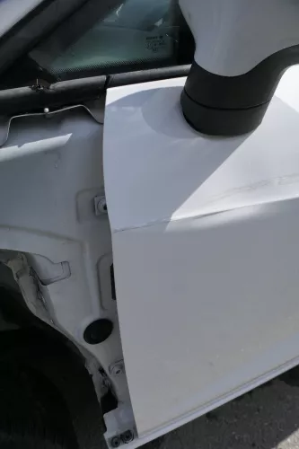 Ibiza 6J Tür vorne links Fahrertür weiß LB9A 2/3-Türer - ohne Anbauteile  DELLE! (182437)