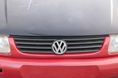 VW Polo 6N Kühlergrill Grillleiste vorne Leiste Grill VW LC3M wein rot braun (182538)