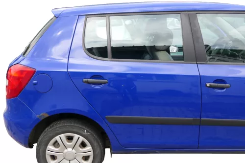 Skoda Fabia 5J Limousine Tür hinten rechts blau LF5K - Delle