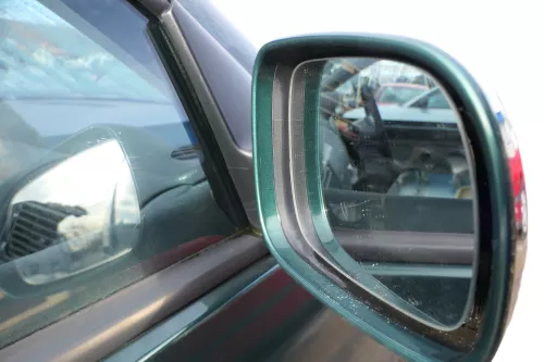 VW Golf 4 Bora manueller Spiegel vorne rechts Außenspiegel grün LC6M (182577)