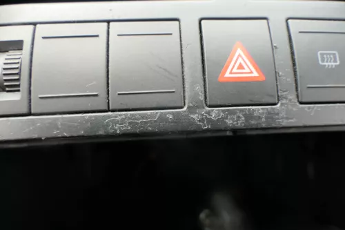 VW Polo 9N Mittelkonsole Verkleidung um Radio schwarz 6Q0858069S  (182749)