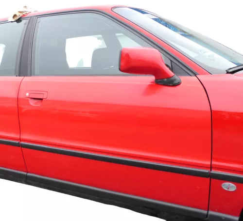 Audi 80 90 Tür vorne rechts Beifahrertür Rahmen Türblatt rot LY3H -ohne Anbautei (182811)