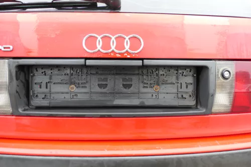 Audi 80 8C Kombi Avant hinten Heckklappe mit Scheibe Deckel rot LY3H ohneAnbaute (182822)