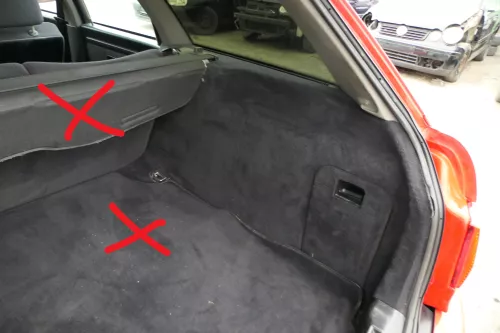 Audi 80 Abdeckung Verkleidung Kofferraum hinten rechts Seite 8A9863880B schwarz