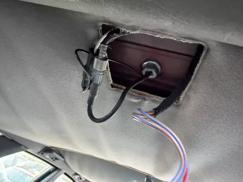 Audi 80 8C Antenne Antennenstab Antennensockel Sockel Stab (182932)