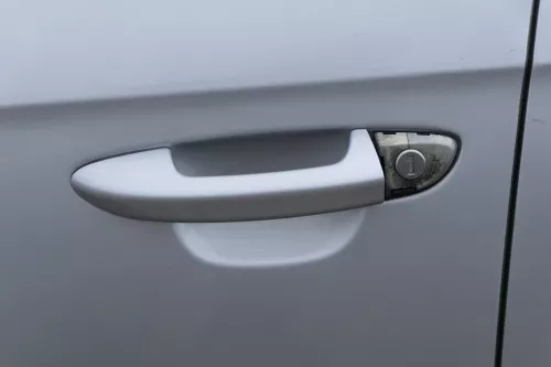 VW Passat 3C Kombi o. Limous Tür vorne links Fahrer silber LA7W reflexsilber (183095)