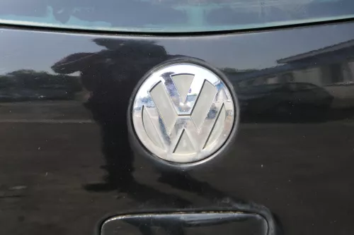 VW Polo 9N3 9N Heckklappe Kofferraumklappe Klappe schwarz L041 - Scheibe (183240)