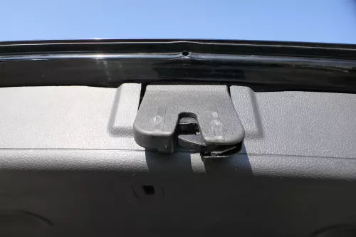 VW Polo 9N3 9N Heckklappe Kofferraumklappe Klappe schwarz L041 - Scheibe (183240)