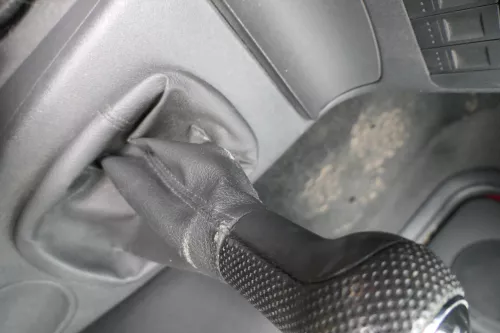 VW Lupo Polo 6N2 Schaltknauf Schaltsack Schaltung Schaltknüppel schwarz Leder (183304)