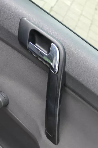 1x VW Polo 9N Türverkleidung Verkleidung Tür vorne rechts 2/3-Türer Griff Öffner (183317)