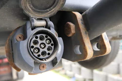 VW Golf 4 Limousine feste starre Anhängerkupplung mit Kabelbaum komplett (183338)