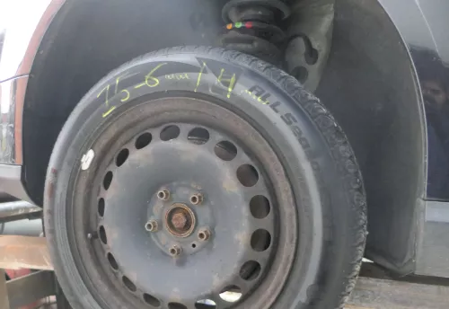 VW Passat 3C B6 Radhausschale Dämpfung Radhaus vorne links 3C0805977 (183374)