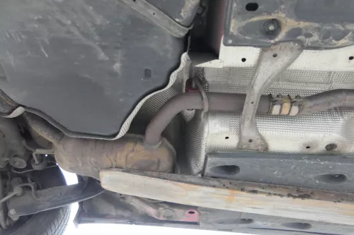 VW Passat 3C Auspuff Endschalldämpfer Mittelschalldämpfer 2,0 FSI BLR BVY (183417)