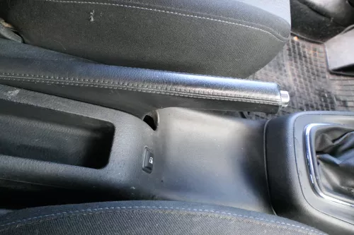 VW Golf 4 Bora Handbremse Feststellbremse Leder schwarz (183481)