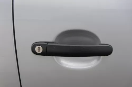 VW Fox 5Z Tür vorne rechts Beifahrertür rechts silber LA7W - ohne Anbauteile (183542)