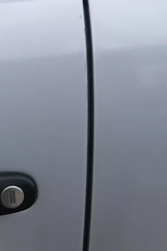 VW Fox 5Z Tür vorne links Fahrertür silber LA7W - ohne Anbauteile (183543)