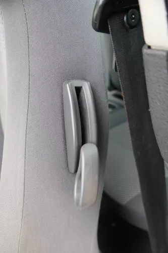 VW Fox Sitz Fahrersitz vorne links OHNEAirbag höhenverstellbar (183549)