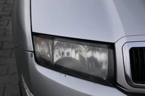 Fabia 6Y Stoßstange Stoßfänger vorne grau silber LF7T Facelift-Gitter NSW-MÄNGEL (183656)