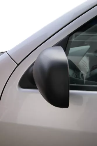 Skoda Fabia 6Y mechanischer Spiegel Außenspiegel links schwarz matt Glas (183662)