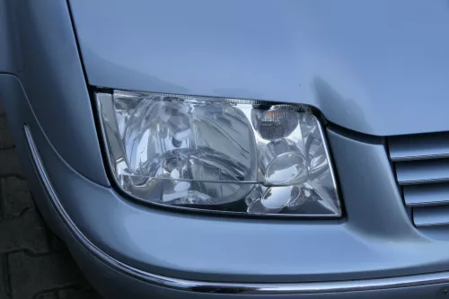 VW Bora Stoßstange vorne Frontstoßstange Stoßfänger vorn blau LB5S (183687)