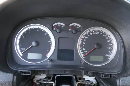 VW Bora Tacho Tachometer Kombiinstrument 211.000km 1J5920825A 1,6-2,8