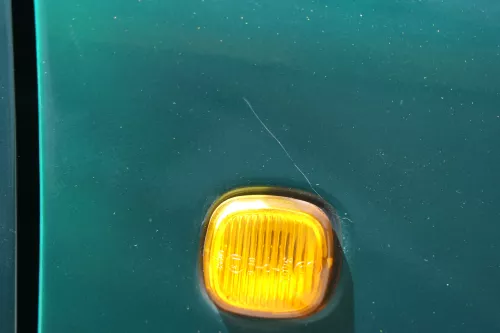 Audi A4 B5 (bis caMitte1999 Bild vergle) Kotflügel vorne rechts grün LZ6L (183761)